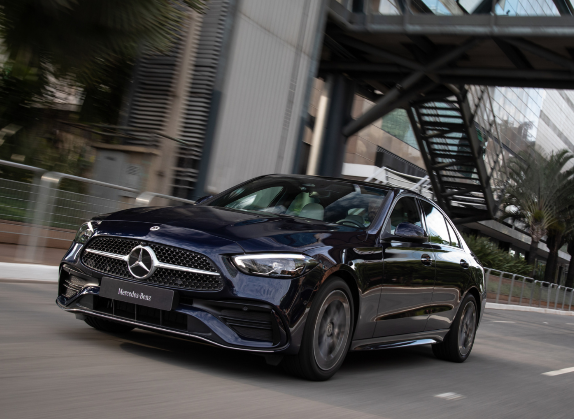 谁才是入门豪车的标杆?A4L、3系和C级横向对比,差距真的太大了休闲区蓝鸢梦想 - Www.slyday.coM 谁才是入门豪车的标杆?A4L、3系和C级横向对比,差距真的太大了休闲区蓝鸢梦想 - Www.slyday.coM