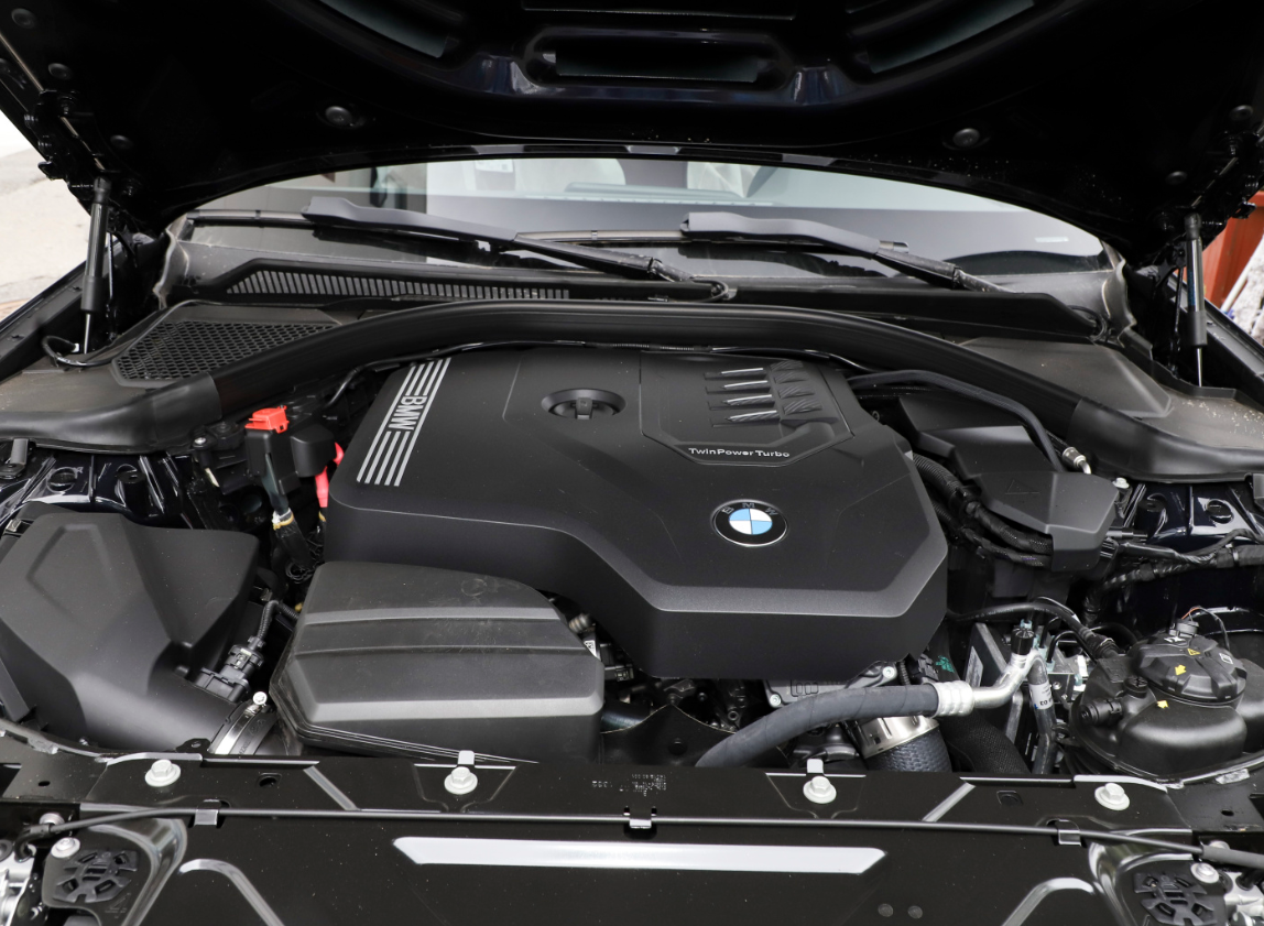 谁才是入门豪车的标杆?A4L、3系和C级横向对比,差距真的太大了休闲区蓝鸢梦想 - Www.slyday.coM 谁才是入门豪车的标杆?A4L、3系和C级横向对比,差距真的太大了休闲区蓝鸢梦想 - Www.slyday.coM