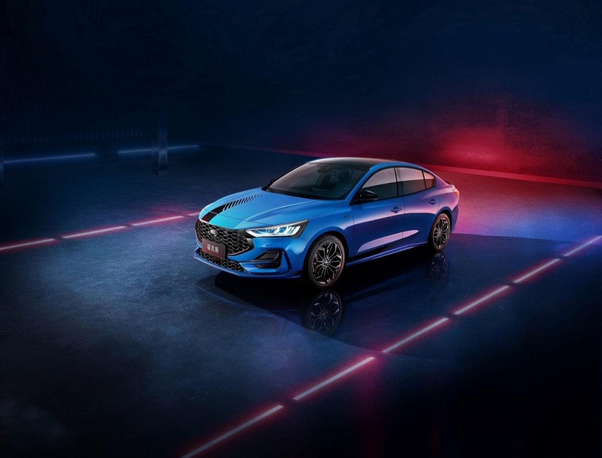 这5款10万级全新家轿,款款重磅,有颜有料买了错不了休闲区蓝鸢梦想 - Www.slyday.coM 这5款10万级全新家轿,款款重磅,有颜有料买了错不了休闲区蓝鸢梦想 - Www.slyday.coM