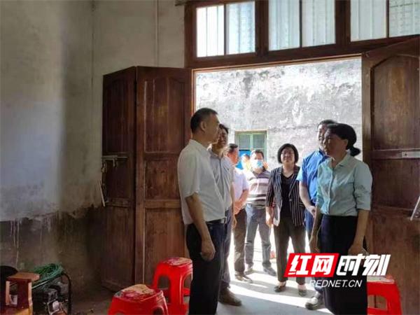 朱洪武:把灾后重建作为当前首要任务 把项目建设产业发展作为主要抓手休闲区蓝鸢梦想 - Www.slyday.coM 朱洪武:把灾后重建作为当前首要任务 把项目建设产业发展作为主要抓手休闲区蓝鸢梦想 - Www.slyday.coM