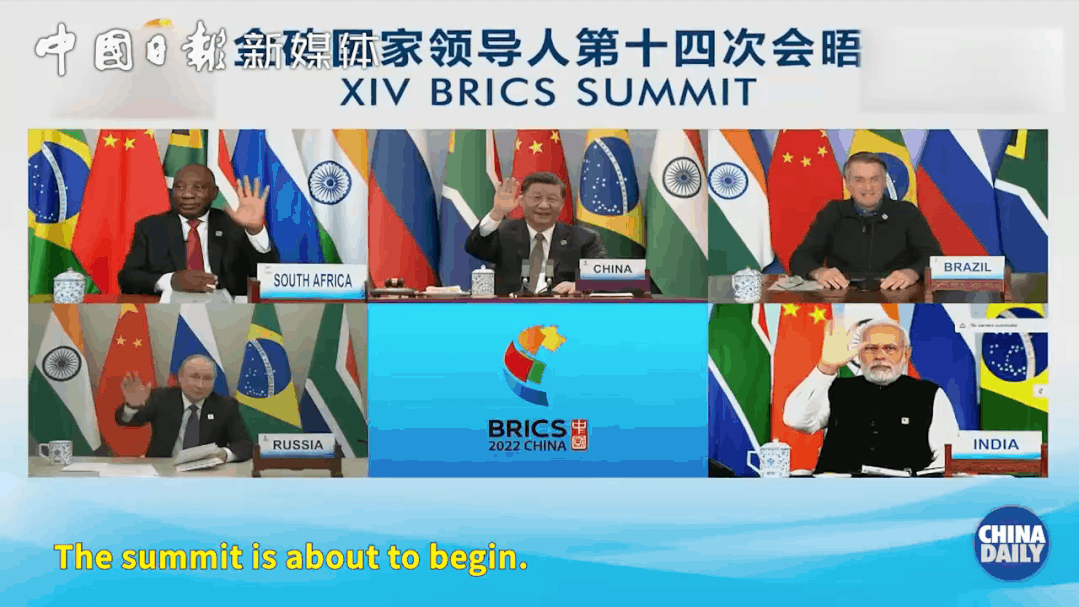 ▲ 2022年6月23日,金砖国家领导人第十四次会晤以视频方式举行,五国领导人在大屏幕上“云合影”。