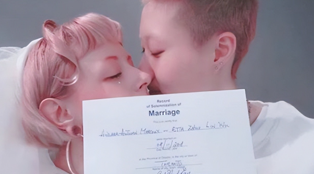 被爸爸抛弃,遭妈妈虐待多年,她才是最惨星二代吧?休闲区蓝鸢梦想 - Www.slyday.coM 被爸爸抛弃,遭妈妈虐待多年,她才是最惨星二代吧?休闲区蓝鸢梦想 - Www.slyday.coM