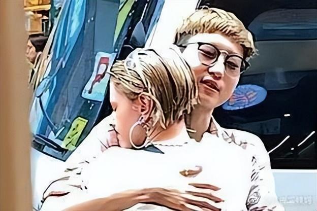 被爸爸抛弃,遭妈妈虐待多年,她才是最惨星二代吧?休闲区蓝鸢梦想 - Www.slyday.coM 被爸爸抛弃,遭妈妈虐待多年,她才是最惨星二代吧?休闲区蓝鸢梦想 - Www.slyday.coM