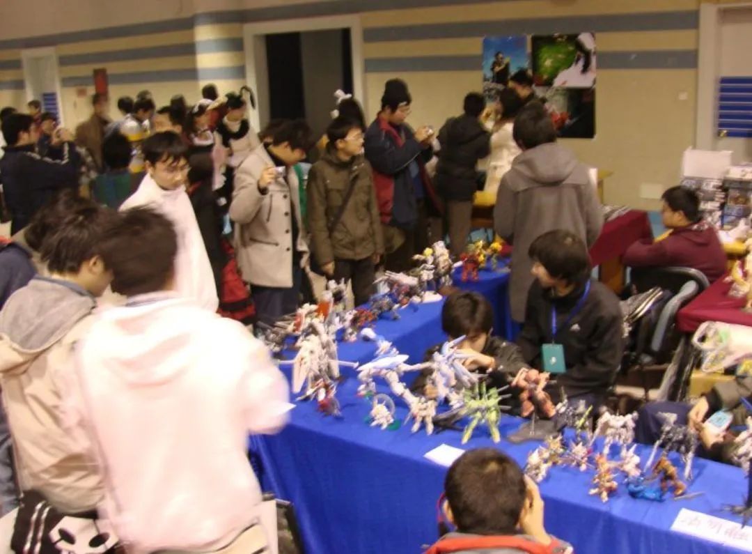 独家专访休闲区蓝鸢梦想 - Www.slyday.coM 独家专访休闲区蓝鸢梦想 - Www.slyday.coM