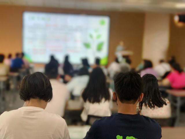 开放日人人人!这所新普高凭什么这么“热”?休闲区蓝鸢梦想 - Www.slyday.coM 开放日人人人!这所新普高凭什么这么“热”?休闲区蓝鸢梦想 - Www.slyday.coM