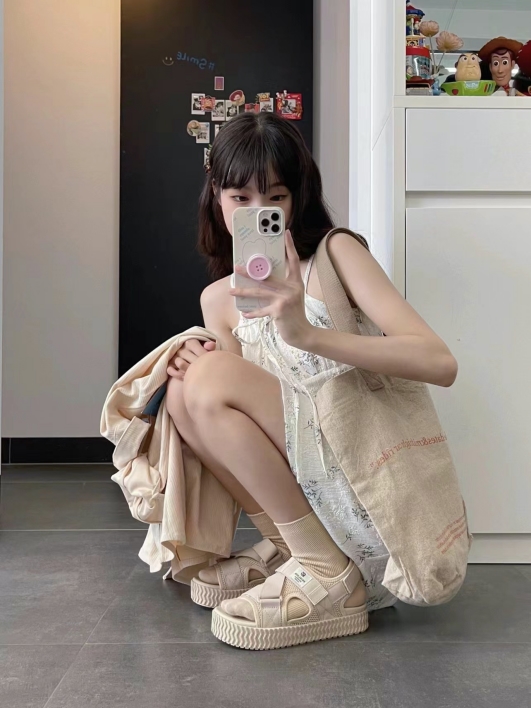 EXCELSIOR沙滩鞋带你一秒梦回街头沙滩休闲区蓝鸢梦想 - Www.slyday.coM EXCELSIOR沙滩鞋带你一秒梦回街头沙滩休闲区蓝鸢梦想 - Www.slyday.coM