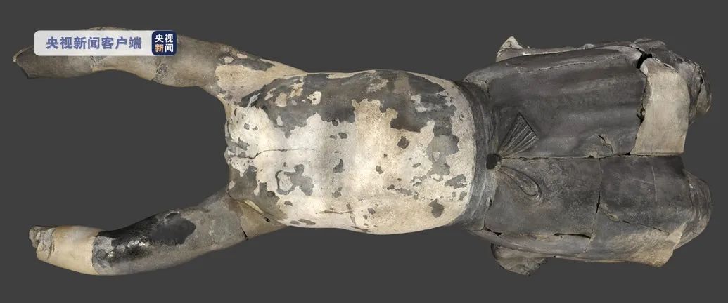 秦陵“仰卧俑”身上发现指纹印痕!研究表明:制作者为青少年休闲区蓝鸢梦想 - Www.slyday.coM 秦陵“仰卧俑”身上发现指纹印痕!研究表明:制作者为青少年休闲区蓝鸢梦想 - Www.slyday.coM