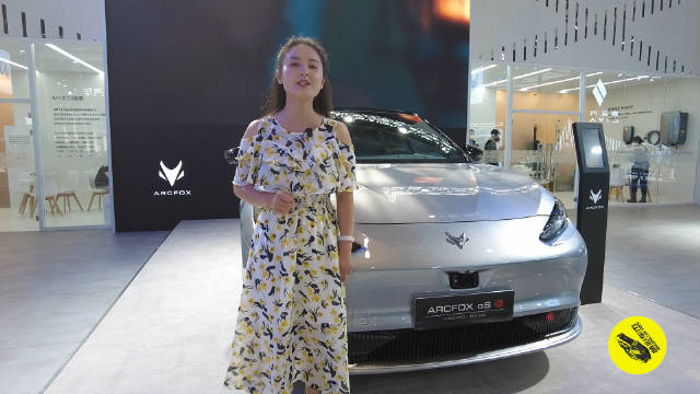 阿尔法S是一款新一代智能豪华纯电轿……