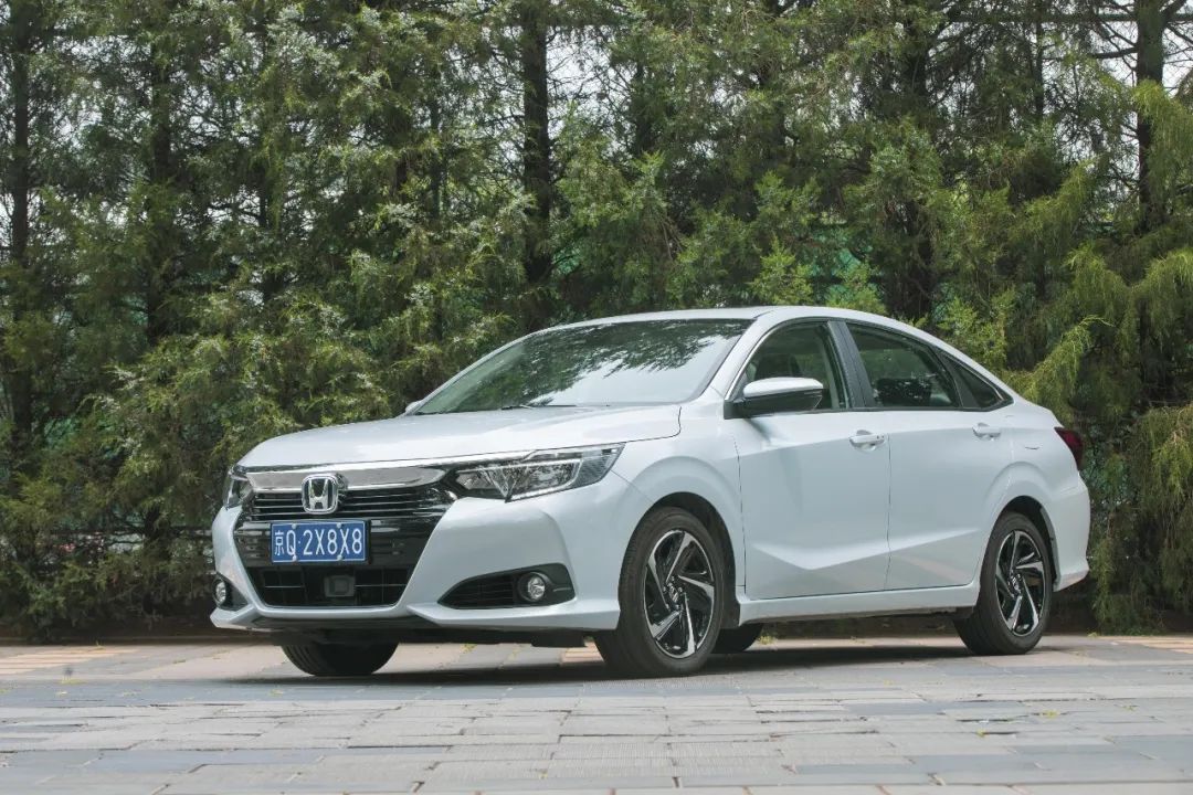【车评】符合绝大多数人的期待 试驾广汽本田凌派锐·混动休闲区蓝鸢梦想 - Www.slyday.coM 【车评】符合绝大多数人的期待 试驾广汽本田凌派锐·混动休闲区蓝鸢梦想 - Www.slyday.coM