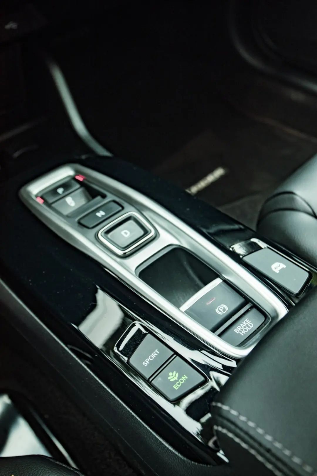 【车评】符合绝大多数人的期待 试驾广汽本田凌派锐·混动休闲区蓝鸢梦想 - Www.slyday.coM 【车评】符合绝大多数人的期待 试驾广汽本田凌派锐·混动休闲区蓝鸢梦想 - Www.slyday.coM