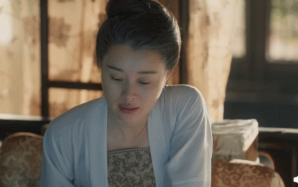 逼疯马伊琍,碾压蒋勤勤,50岁至今未婚:她才是娱乐圈最被低估的女人插图14 逼疯马伊琍,碾压蒋勤勤,50岁至今未婚:她才是娱乐圈最被低估的女人插图14