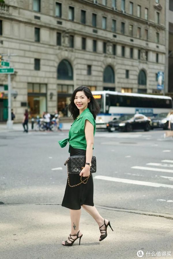 259 元的衬衣我穿了整整一周!赶时髦不需要很多钱休闲区蓝鸢梦想 - Www.slyday.coM 259 元的衬衣我穿了整整一周!赶时髦不需要很多钱休闲区蓝鸢梦想 - Www.slyday.coM