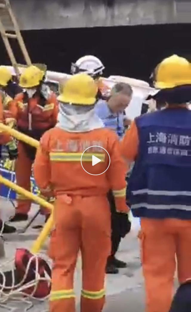 上海滑入河道公交车司机初步诊断患有心梗休闲区蓝鸢梦想 - Www.slyday.coM 上海滑入河道公交车司机初步诊断患有心梗休闲区蓝鸢梦想 - Www.slyday.coM