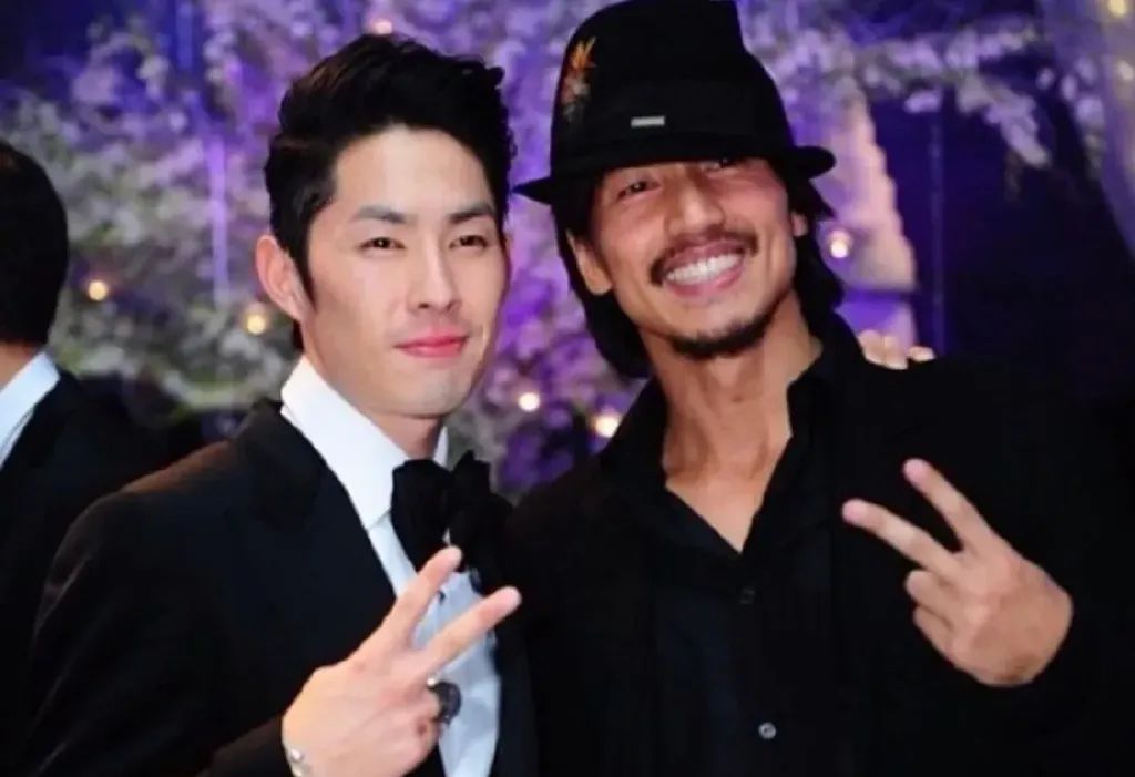 林峯、吴卓羲“双龙合体”,强势参战《披荆斩棘》,黄宗泽忙住“开片”无缘做“哥哥”!休闲区蓝鸢梦想 - Www.slyday.coM 林峯、吴卓羲“双龙合体”,强势参战《披荆斩棘》,黄宗泽忙住“开片”无缘做“哥哥”!休闲区蓝鸢梦想 - Www.slyday.coM