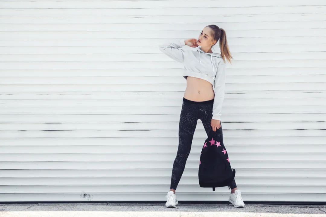 健身的小姐姐多受欢迎 bc8c-6f79c1b8baee10c471482374542cfd65.jpg