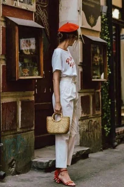 别只知道穿阔腿裤了!今夏流行的“奶奶裤”才是时髦又百搭!休闲区蓝鸢梦想 - Www.slyday.coM 别只知道穿阔腿裤了!今夏流行的“奶奶裤”才是时髦又百搭!休闲区蓝鸢梦想 - Www.slyday.coM