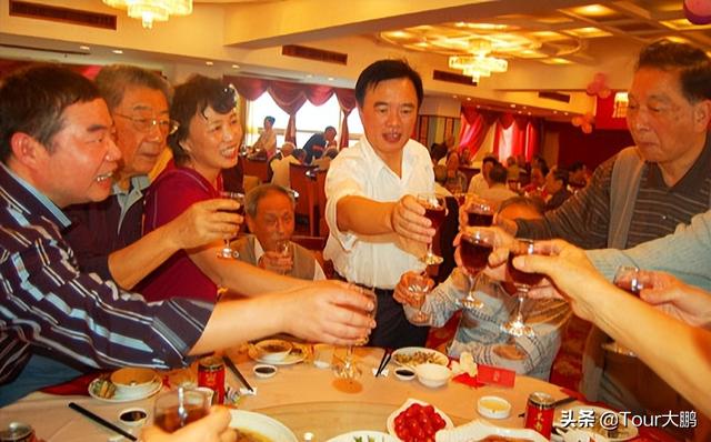 据说在江苏,正式酒宴上,梦之蓝拿不出手,这事是真的吗?休闲区蓝鸢梦想 - Www.slyday.coM 据说在江苏,正式酒宴上,梦之蓝拿不出手,这事是真的吗?休闲区蓝鸢梦想 - Www.slyday.coM