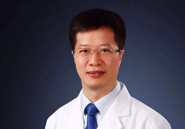 年近九旬的丈夫做完这个手术,妻子也决定勇敢一次休闲区蓝鸢梦想 - Www.slyday.coM 年近九旬的丈夫做完这个手术,妻子也决定勇敢一次休闲区蓝鸢梦想 - Www.slyday.coM