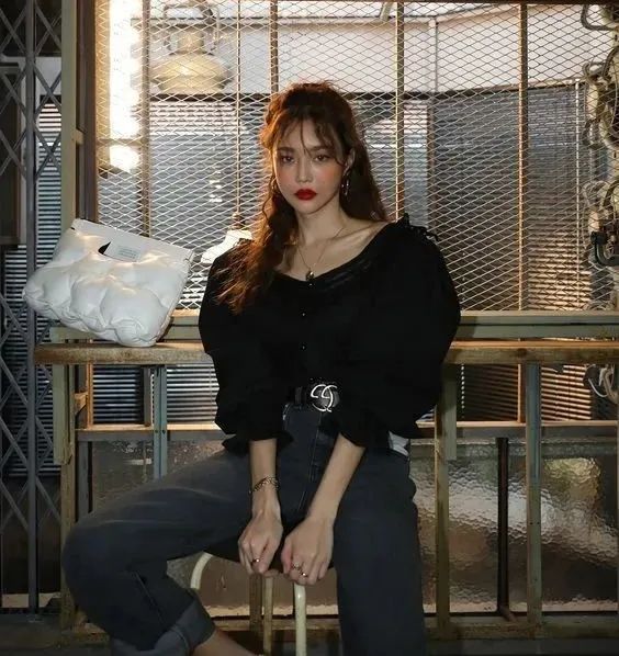 别只知道穿阔腿裤了!今夏流行的“奶奶裤”才是时髦又百搭!休闲区蓝鸢梦想 - Www.slyday.coM 别只知道穿阔腿裤了!今夏流行的“奶奶裤”才是时髦又百搭!休闲区蓝鸢梦想 - Www.slyday.coM