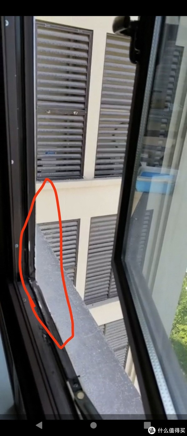 拒绝爆头&背刺——把开发商预装的内开窗改为内开内倒窗休闲区蓝鸢梦想 - Www.slyday.coM 拒绝爆头&背刺——把开发商预装的内开窗改为内开内倒窗休闲区蓝鸢梦想 - Www.slyday.coM