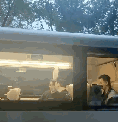 林峯、吴卓羲“双龙合体”,强势参战《披荆斩棘》,黄宗泽忙住“开片”无缘做“哥哥”!休闲区蓝鸢梦想 - Www.slyday.coM 林峯、吴卓羲“双龙合体”,强势参战《披荆斩棘》,黄宗泽忙住“开片”无缘做“哥哥”!休闲区蓝鸢梦想 - Www.slyday.coM