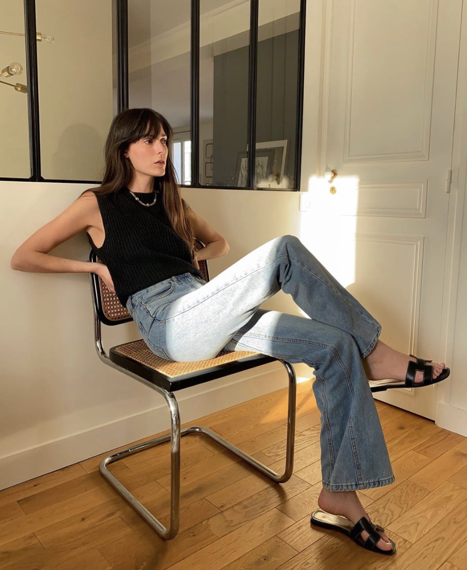 别只知道穿阔腿裤了!今夏流行的“奶奶裤”才是时髦又百搭!休闲区蓝鸢梦想 - Www.slyday.coM 别只知道穿阔腿裤了!今夏流行的“奶奶裤”才是时髦又百搭!休闲区蓝鸢梦想 - Www.slyday.coM