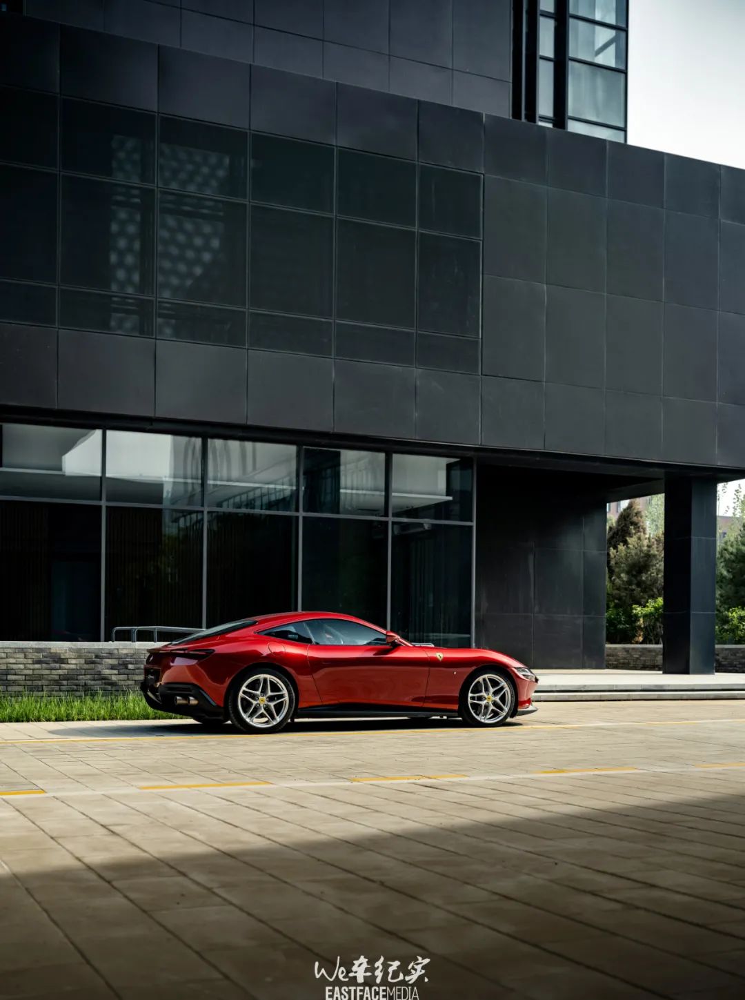 镜头里的Roma休闲区蓝鸢梦想 - Www.slyday.coM 镜头里的Roma休闲区蓝鸢梦想 - Www.slyday.coM