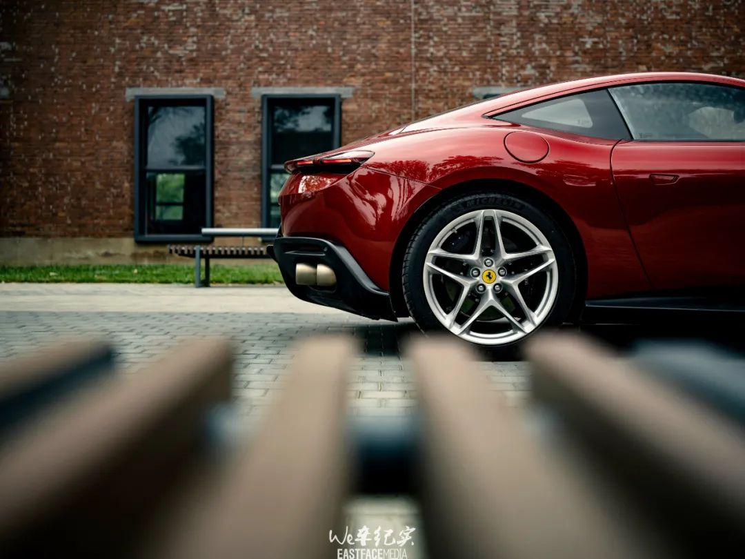 镜头里的Roma休闲区蓝鸢梦想 - Www.slyday.coM 镜头里的Roma休闲区蓝鸢梦想 - Www.slyday.coM