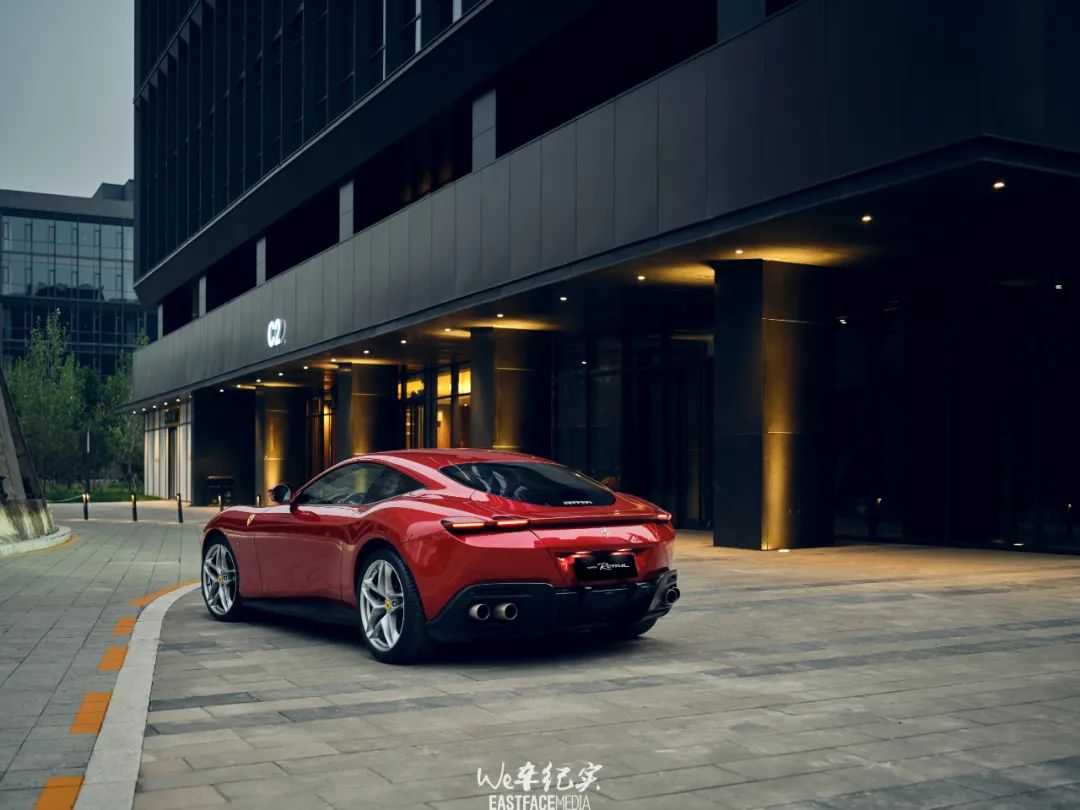 镜头里的Roma休闲区蓝鸢梦想 - Www.slyday.coM 镜头里的Roma休闲区蓝鸢梦想 - Www.slyday.coM