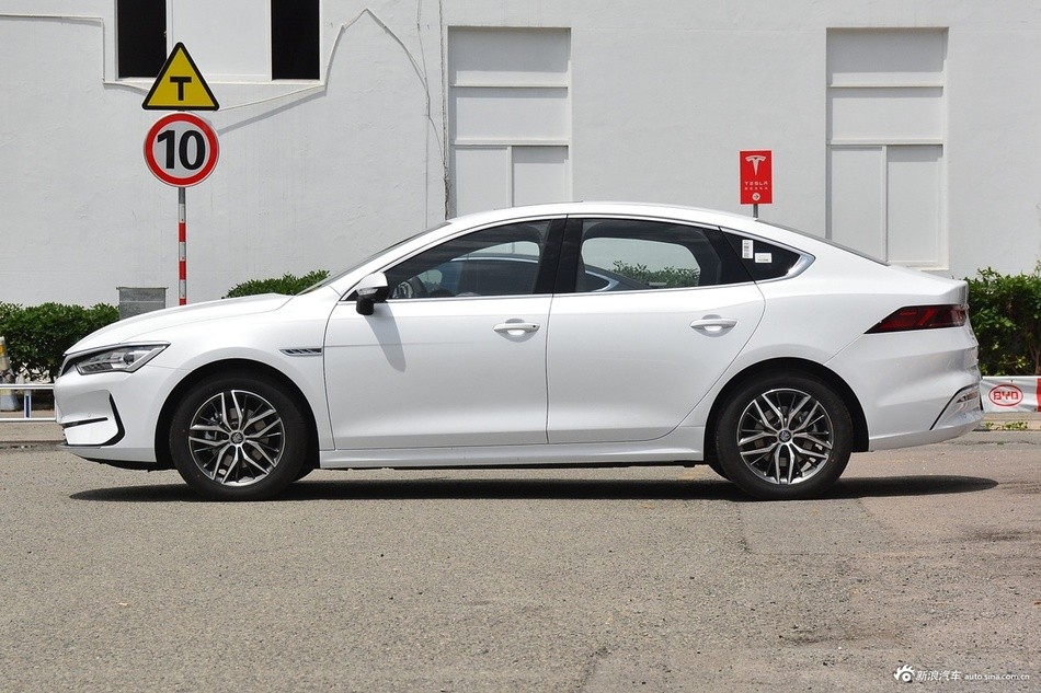 想要无“油”无虑出行,且看秦PLUS EV如何连招