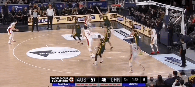 周琦“真大腿”,可惜还不够。中国男篮69休闲区蓝鸢梦想 - Www.slyday.coM 周琦“真大腿”,可惜还不够。中国男篮69休闲区蓝鸢梦想 - Www.slyday.coM