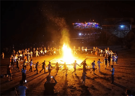 柳州还有这样的地方?研究火箭,探索太阳系演变……“高大上”的课程惊呆家长!休闲区蓝鸢梦想 - Www.slyday.coM 柳州还有这样的地方?研究火箭,探索太阳系演变……“高大上”的课程惊呆家长!休闲区蓝鸢梦想 - Www.slyday.coM