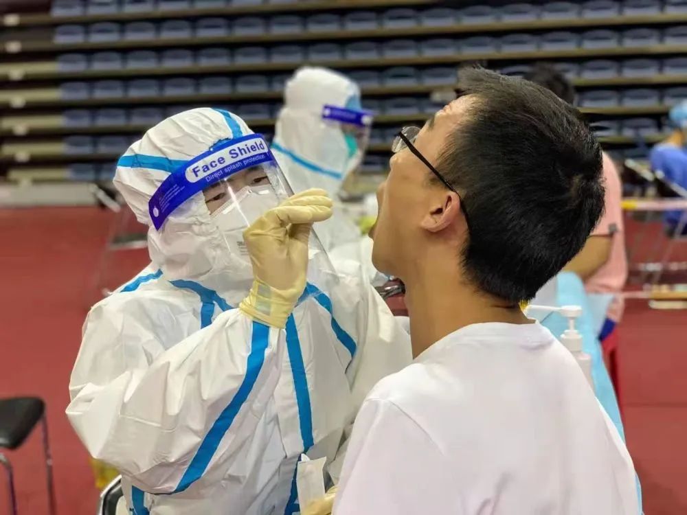 香港回归祖国25周年,听这些内地求学的香港学子讲述青春故事休闲区蓝鸢梦想 - Www.slyday.coM 香港回归祖国25周年,听这些内地求学的香港学子讲述青春故事休闲区蓝鸢梦想 - Www.slyday.coM