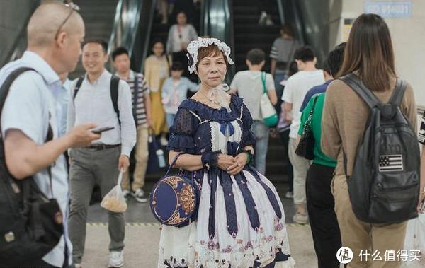 80岁也可以穿Lolita!什么样的年龄穿什么样的衣服真的对吗?休闲区蓝鸢梦想 - Www.slyday.coM 80岁也可以穿Lolita!什么样的年龄穿什么样的衣服真的对吗?休闲区蓝鸢梦想 - Www.slyday.coM