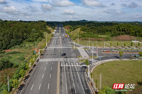 7月1日通车的桃龙大道你期待吗?放上一组美照提前曝光它的真容休闲区蓝鸢梦想 - Www.slyday.coM 7月1日通车的桃龙大道你期待吗?放上一组美照提前曝光它的真容休闲区蓝鸢梦想 - Www.slyday.coM