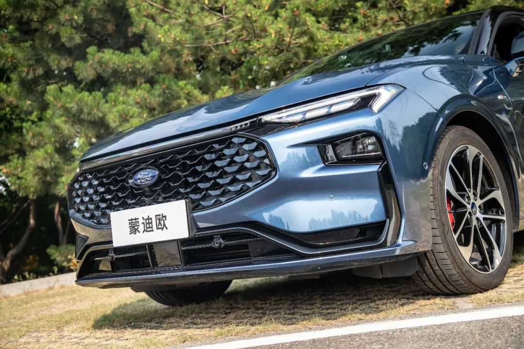 合资B级车“卷王”!全系匹配2.0T+8AT,16万起步值得买吗?休闲区蓝鸢梦想 - Www.slyday.coM 合资B级车“卷王”!全系匹配2.0T+8AT,16万起步值得买吗?休闲区蓝鸢梦想 - Www.slyday.coM