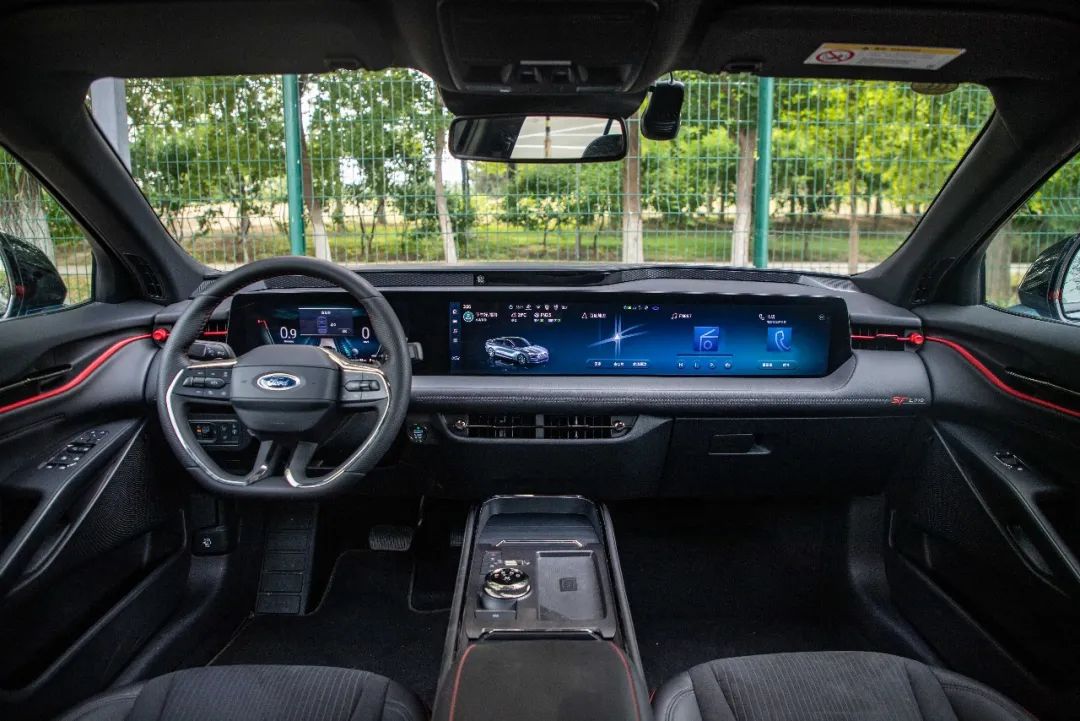 合资B级车“卷王”!全系匹配2.0T+8AT,16万起步值得买吗?休闲区蓝鸢梦想 - Www.slyday.coM 合资B级车“卷王”!全系匹配2.0T+8AT,16万起步值得买吗?休闲区蓝鸢梦想 - Www.slyday.coM