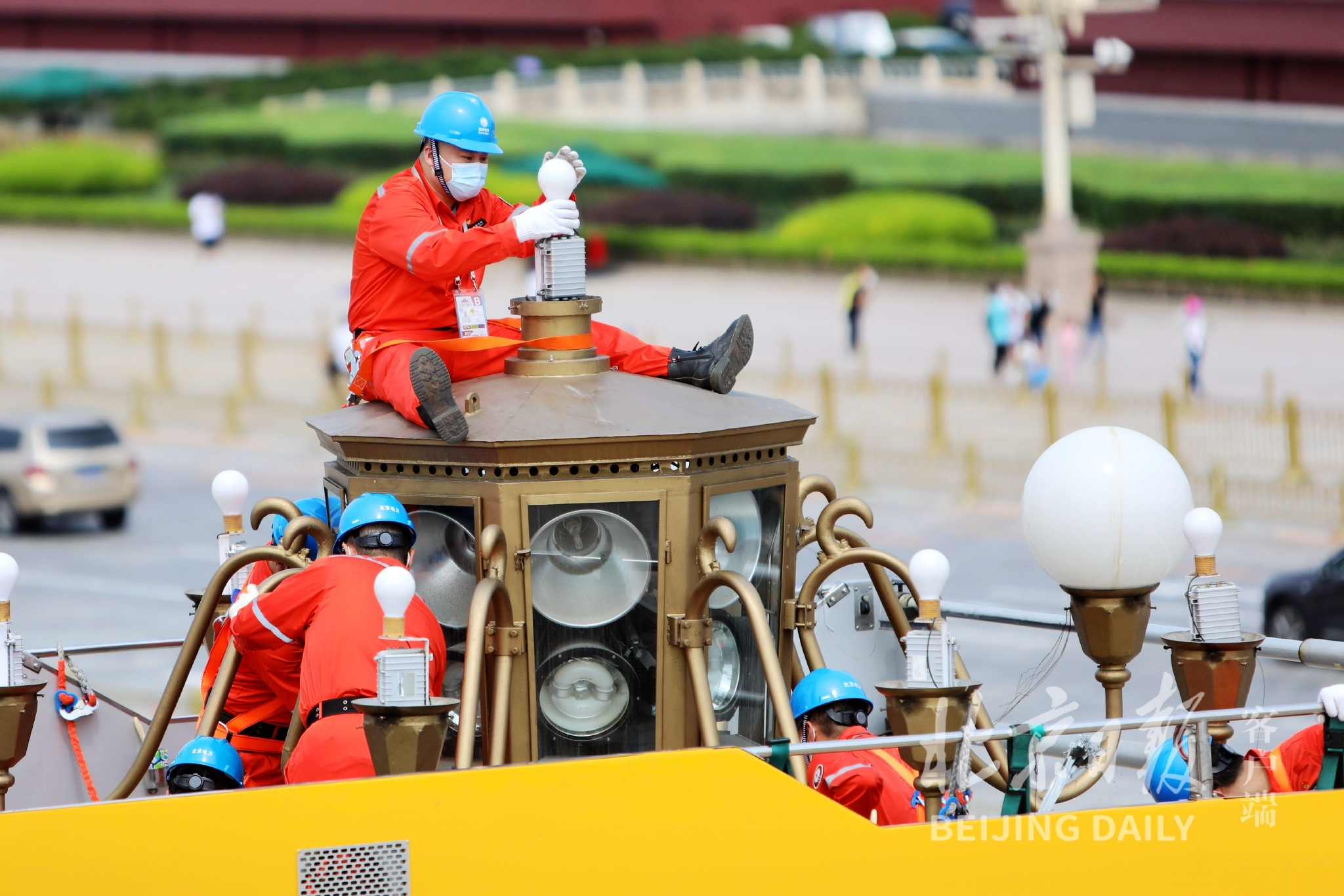 迎接党的二十大!天安门广场与长安街华灯全面“体检”休闲区蓝鸢梦想 - Www.slyday.coM 迎接党的二十大!天安门广场与长安街华灯全面“体检”休闲区蓝鸢梦想 - Www.slyday.coM
