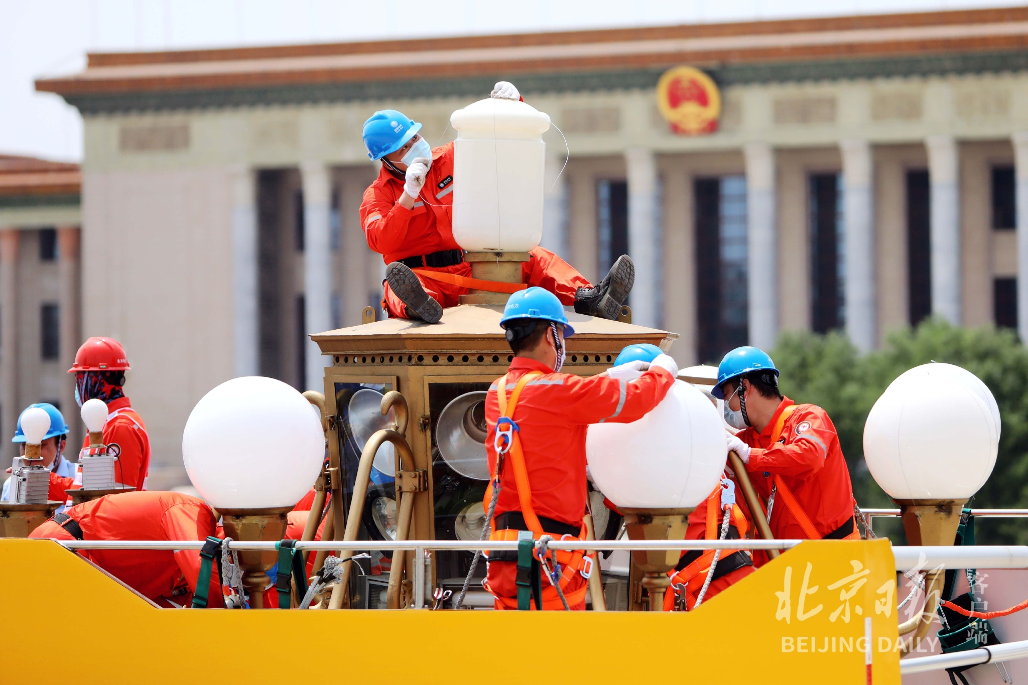 迎接党的二十大!天安门广场与长安街华灯全面“体检”休闲区蓝鸢梦想 - Www.slyday.coM 迎接党的二十大!天安门广场与长安街华灯全面“体检”休闲区蓝鸢梦想 - Www.slyday.coM