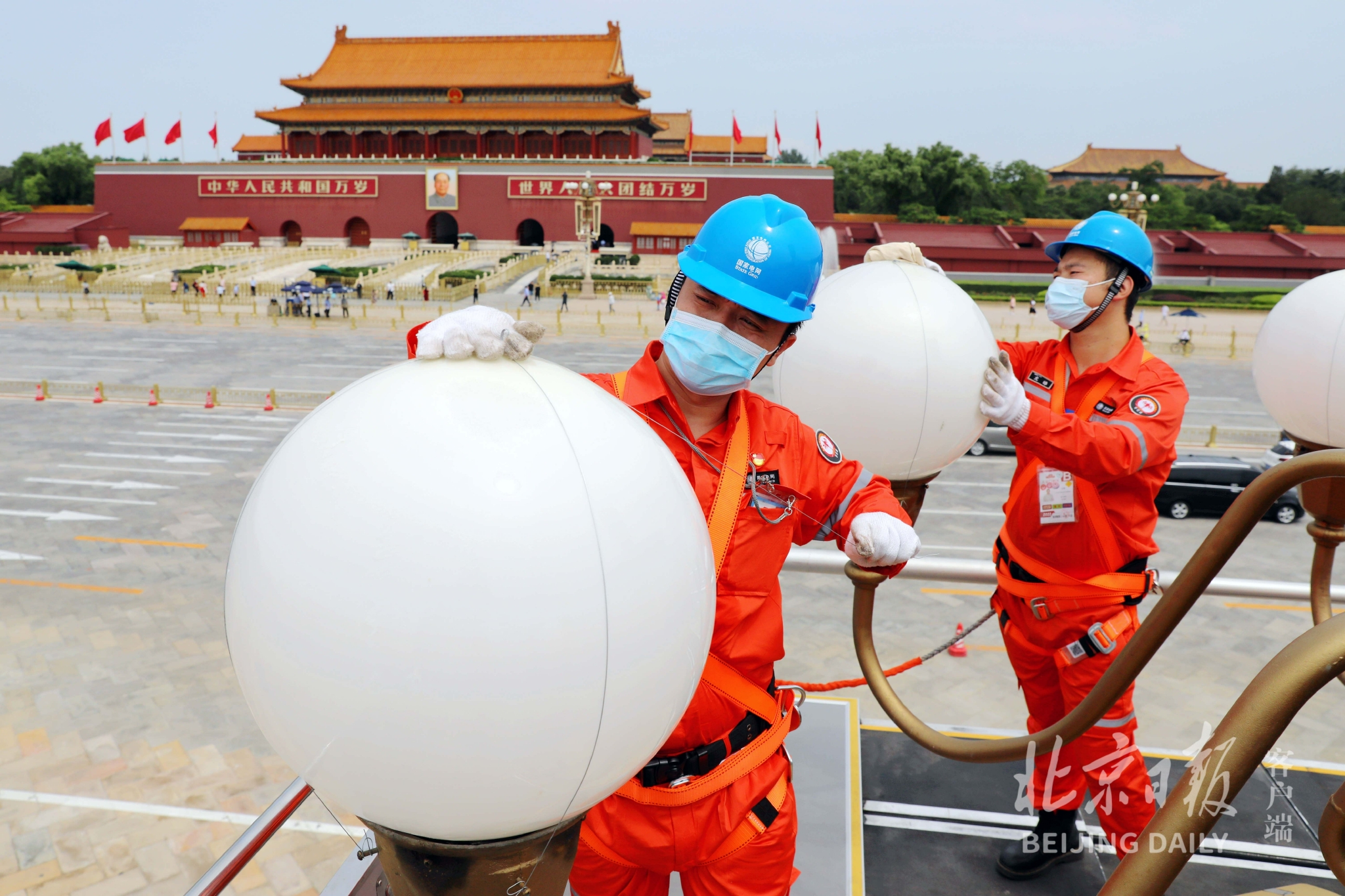 迎接党的二十大!天安门广场与长安街华灯全面“体检”休闲区蓝鸢梦想 - Www.slyday.coM 迎接党的二十大!天安门广场与长安街华灯全面“体检”休闲区蓝鸢梦想 - Www.slyday.coM