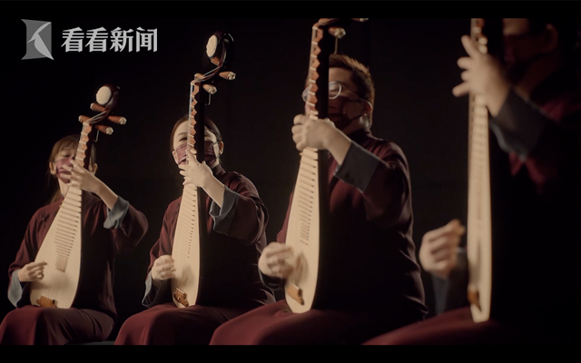 我在这里挺好的|张重雪、阎惠昌:打破传统的“香港名片”休闲区蓝鸢梦想 - Www.slyday.coM 我在这里挺好的|张重雪、阎惠昌:打破传统的“香港名片”休闲区蓝鸢梦想 - Www.slyday.coM