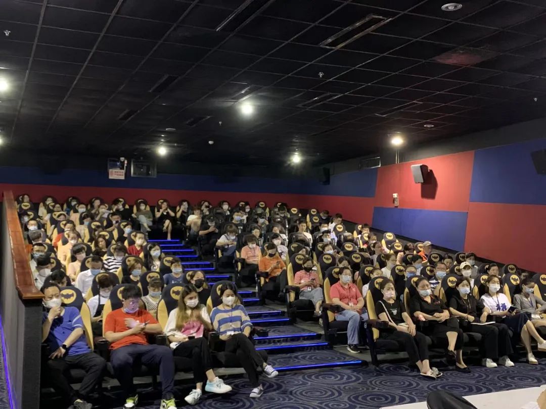 杭州路派出所会同市北区四方街道办事处平安办组织召开服务业从商人员安全指导会议休闲区蓝鸢梦想 - Www.slyday.coM 杭州路派出所会同市北区四方街道办事处平安办组织召开服务业从商人员安全指导会议休闲区蓝鸢梦想 - Www.slyday.coM