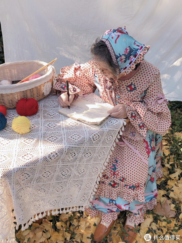 80岁也可以穿Lolita!什么样的年龄穿什么样的衣服真的对吗?休闲区蓝鸢梦想 - Www.slyday.coM 80岁也可以穿Lolita!什么样的年龄穿什么样的衣服真的对吗?休闲区蓝鸢梦想 - Www.slyday.coM