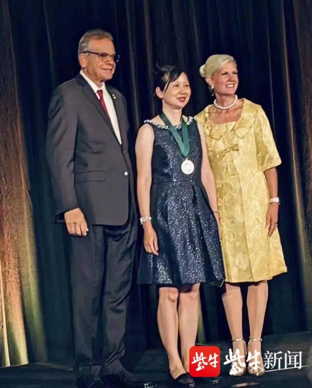 第31位院士校友!金中87届校友陈迎迎当选美国国家发明家科学院院士休闲区蓝鸢梦想 - Www.slyday.coM 第31位院士校友!金中87届校友陈迎迎当选美国国家发明家科学院院士休闲区蓝鸢梦想 - Www.slyday.coM