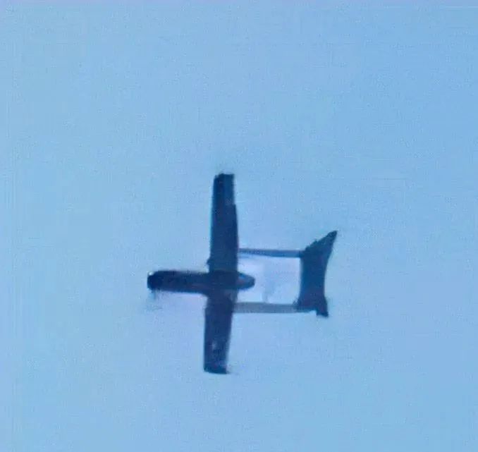 普遍分析认为，袭击俄罗斯托夫州一座炼油厂的无人机是改装过的民用固定翼无人机。