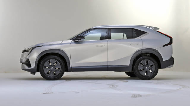 2.0T混动加持！传祺推全新紧凑级SUV，影酷实拍