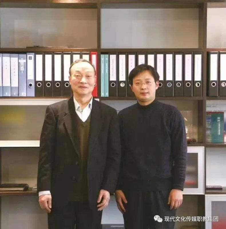 做时代艺术传媒精英助青年健康快乐成长