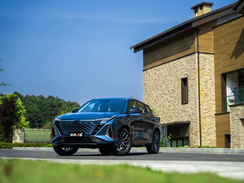 实力国货之间的PK，欧尚Z6对垒哈弗H6！