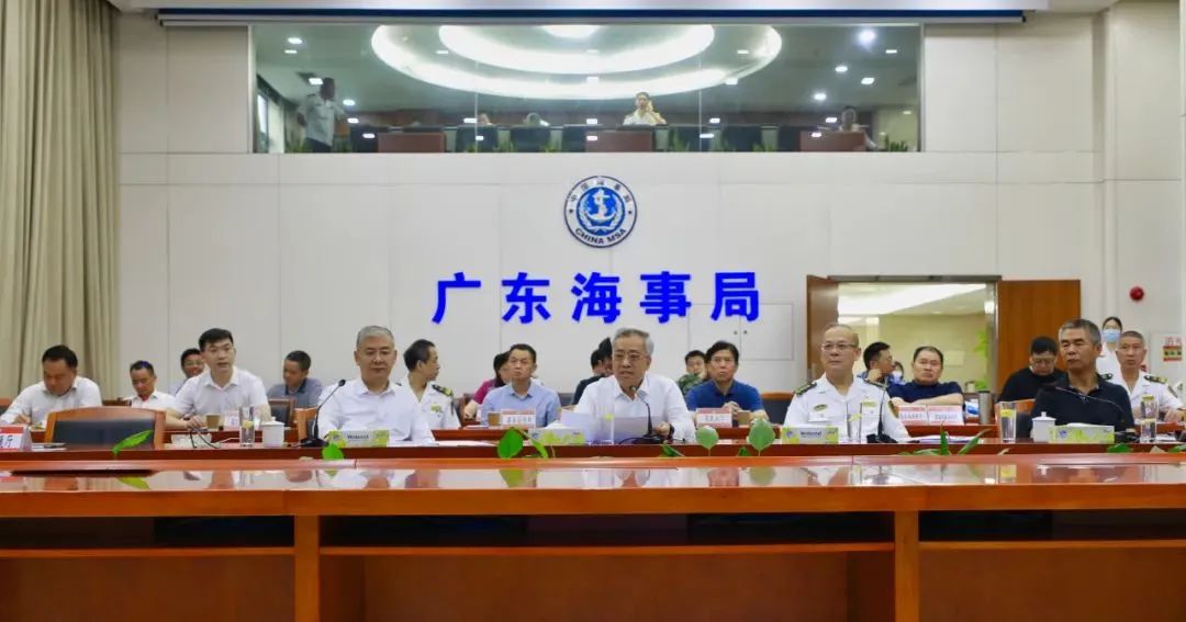 广东全力开展“福景001”轮搜救工作 搜救力量发现疑似落水遇难者休闲区蓝鸢梦想 - Www.slyday.coM 广东全力开展“福景001”轮搜救工作 搜救力量发现疑似落水遇难者休闲区蓝鸢梦想 - Www.slyday.coM