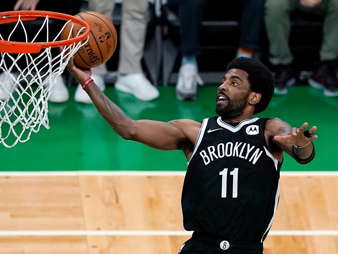 太阳双星能否冲击总冠军成焦点